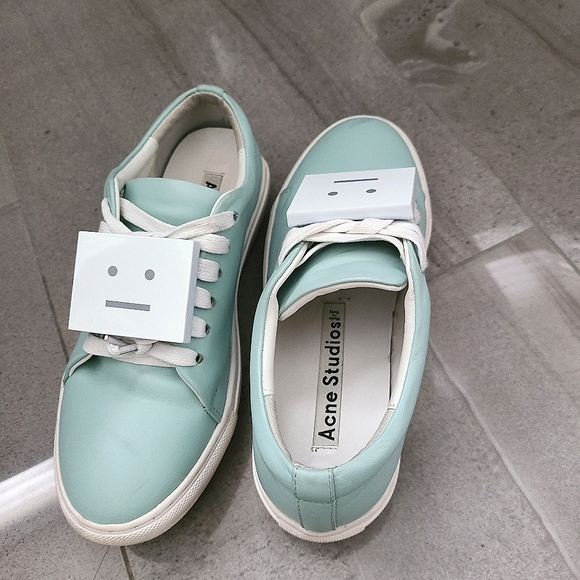 Acne Studio sneakers smily face - Picture 2 of 4